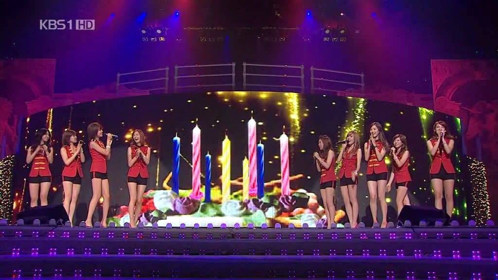 SNSD - KBS1 Open Concert - Dancing Queen + Tell Me Your Wish 02