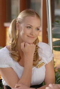 || Emily Dawn Schneider || Yvonnestrahovski