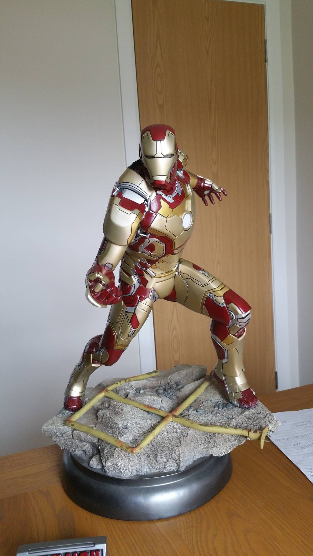 IRON MAN MARK 42 Maquette - Page 7 20150527_120753