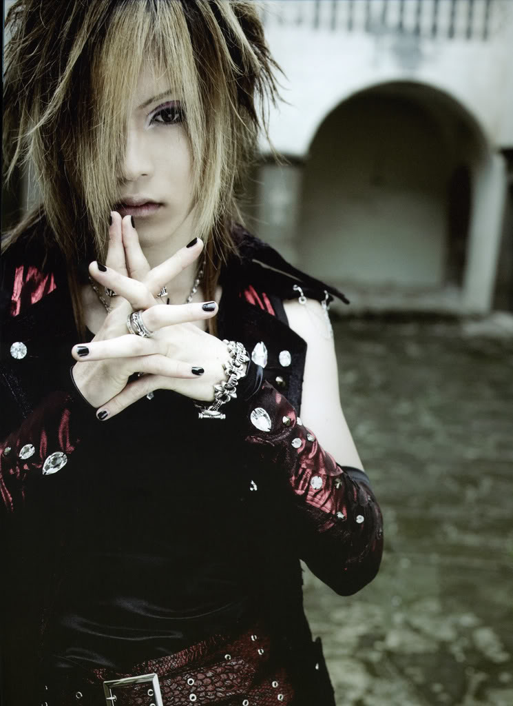 fotos de uruha G8