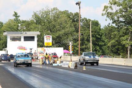 Pics From June 16 Outlaw Race now online 20120616_052375