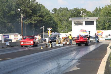 Pics From June 16 Outlaw Race now online 20120616_052415