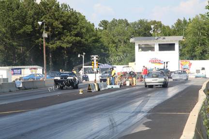 Pics From June 16 Outlaw Race now online 20120616_052422