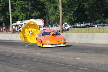 Pics From June 16 Outlaw Race now online 20120616_052496