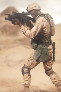 trouvaille du WE .... TENUE US BDU 3 tons DESERT (si si !) Military1_armysoldier_photo_01_dp