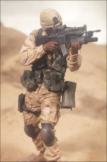 trouvaille du WE .... TENUE US BDU 3 tons DESERT (si si !) Military1_armysoldier_photo_02_dp