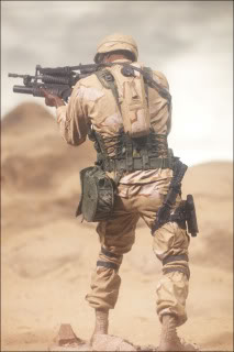 trouvaille du WE .... TENUE US BDU 3 tons DESERT (si si !) Military1_armysoldier_photo_05_dp