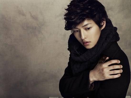 Song Joong Ki làm người mẫu cho Ezio Songjoongki_64