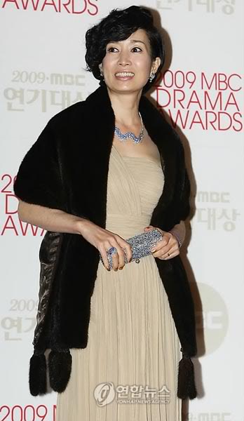 2009 MBC Dizi Ödülleri Mbca_nayounghee2