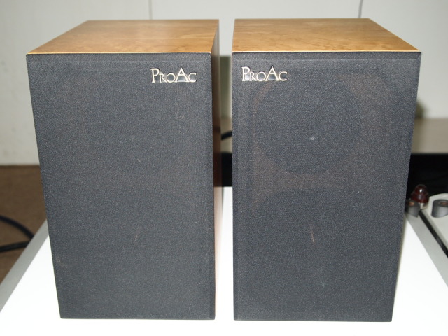 ProAc Tablette 50 Signature Birds Eye Maple Finish。（Used。）~Sold. P3206700