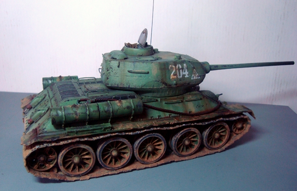 TANQUE  T- 34   Esc 1/35 DRAGON DSC07356