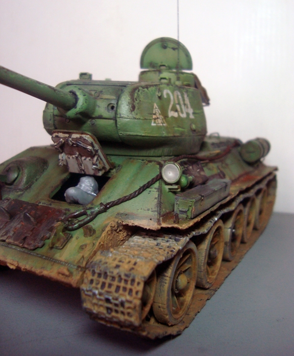 TANQUE  T- 34   Esc 1/35 DRAGON DSC07366