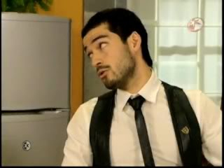 Alfonso Herrera Bscap0010-10