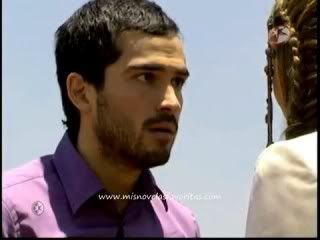 Alfonso Herrera Bscap0056-9