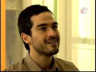 Alfonso Herrera Bscap0064-12