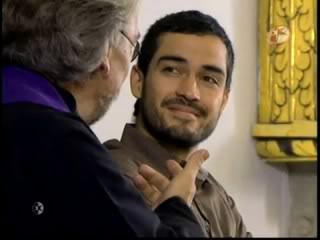 Alfonso Herrera Bscap0082-8