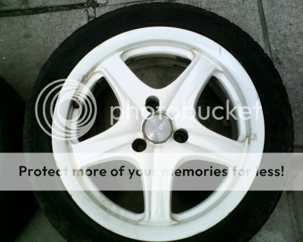 15" alloys with good tyres IMG0336A