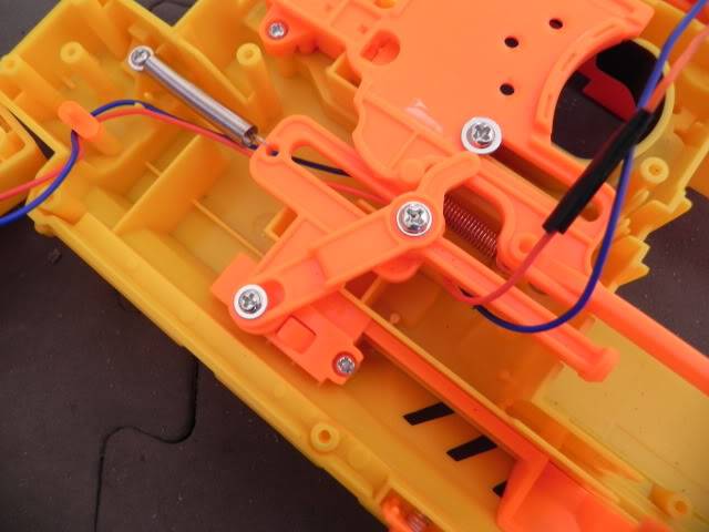 Nerf Barricade - Voltage increase, inbuilt voltmetre, safety removal DSCN3552
