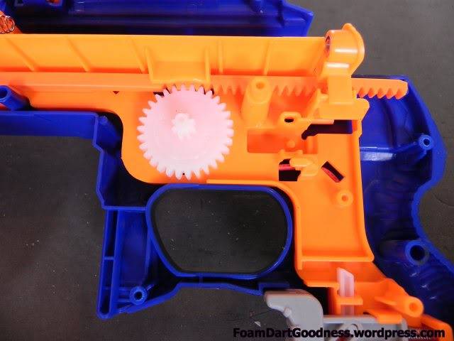 Nerf Hailfire – Clip Reliability, Easier Reloading and Voltage Increase DSCN5682