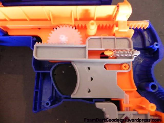 Nerf Hailfire – Clip Reliability, Easier Reloading and Voltage Increase DSCN5716