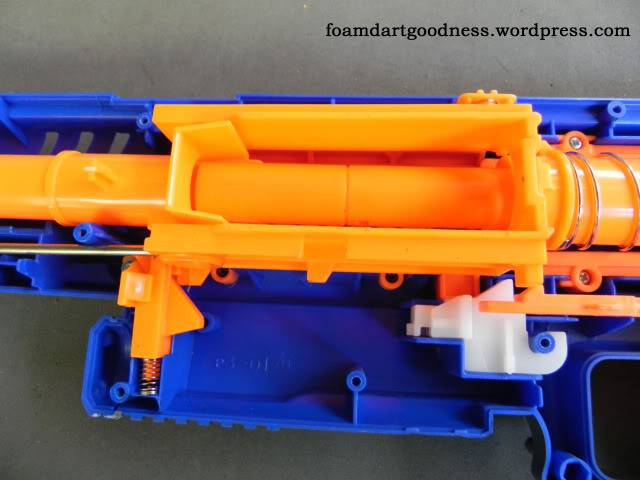 Nerf Raider - Basic mods - AR, seal improvement and spring replacement DSCN2918