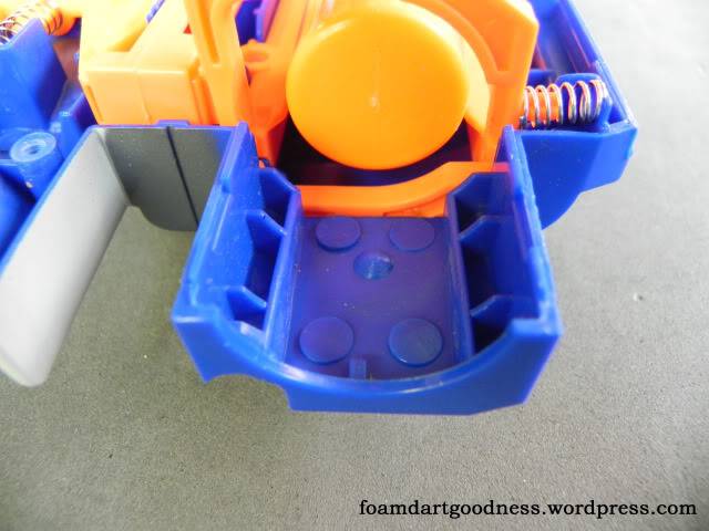 Nerf Raider - Basic mods - AR, seal improvement and spring replacement DSCN2929