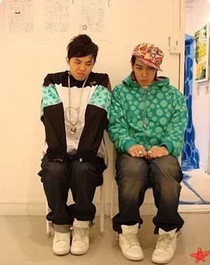 [GTOP][Pic] Dìm 2 vợ chồng nhà Choi ♥ GTop is real :x 76777_177005675644288_100000045711095_587155_3021066_n