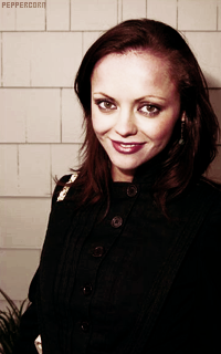 AVATARS OFFERTS Christinaricci39