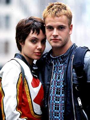 Johnny Lee Miller El primer affairs que le conocimos !! 165215__06angie_l