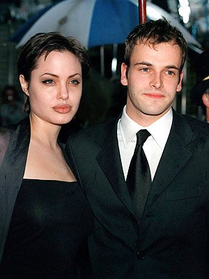 Johnny Lee Miller El primer affairs que le conocimos !! Jolieandmiller