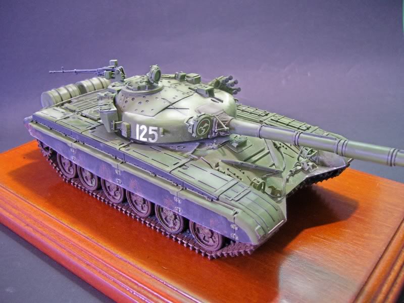 T-72 B Zvezda 1/35 T-72B4