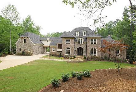 Casa de los Jacksons ( Donde vive Minnie) Atlanta_Mansions_over_1million