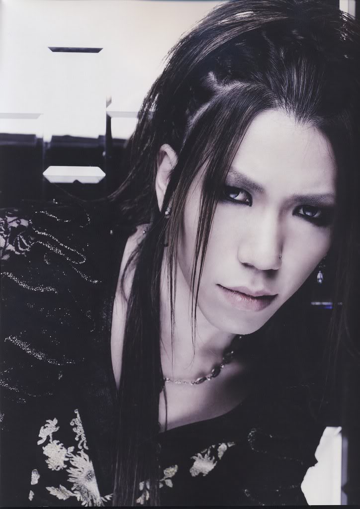 Gazette ^^ Guren_Aoi