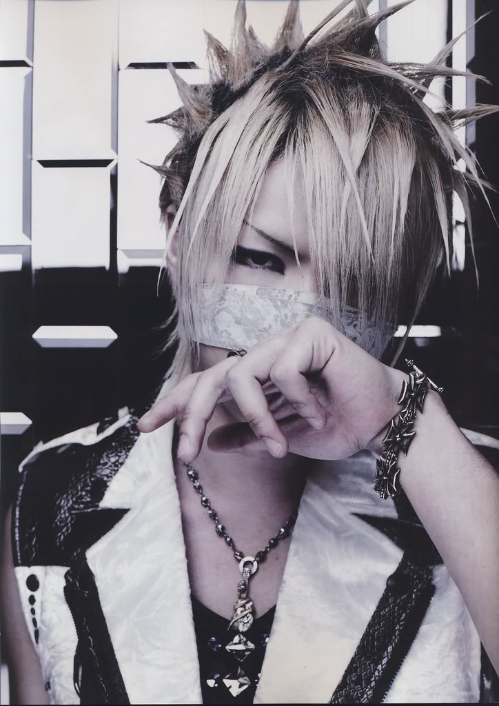 Gazette ^^ Guren_Reita