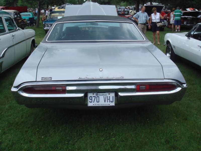 Plusieurs photos : Pontiac Laurentian ...de 1965 à 1981 PontiacParisienne1970-2