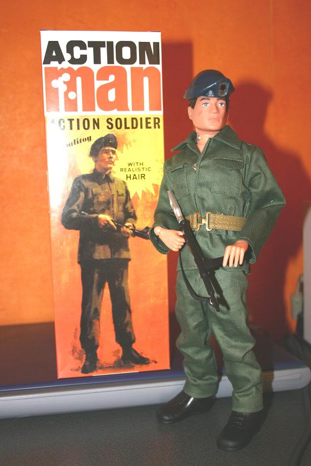 Kitbash:  A Pair of Vietnam "Grunts" 1970Soldier-RealisticHair