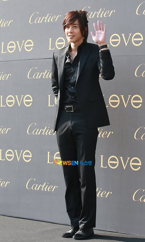 Kim Hyun Joong asistiendo al evento de “Cartier Love Day” HJL_cartier006