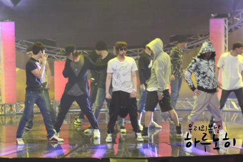 ss501 - Pics de SS501 “LOVE YA” Ensayo en Music Bank SS_loveyarehearsal014