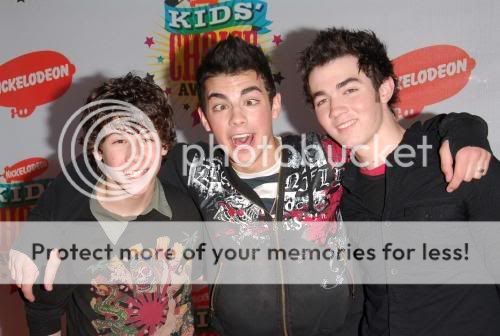 JoBros on the KCA 2006! 1_KCA206