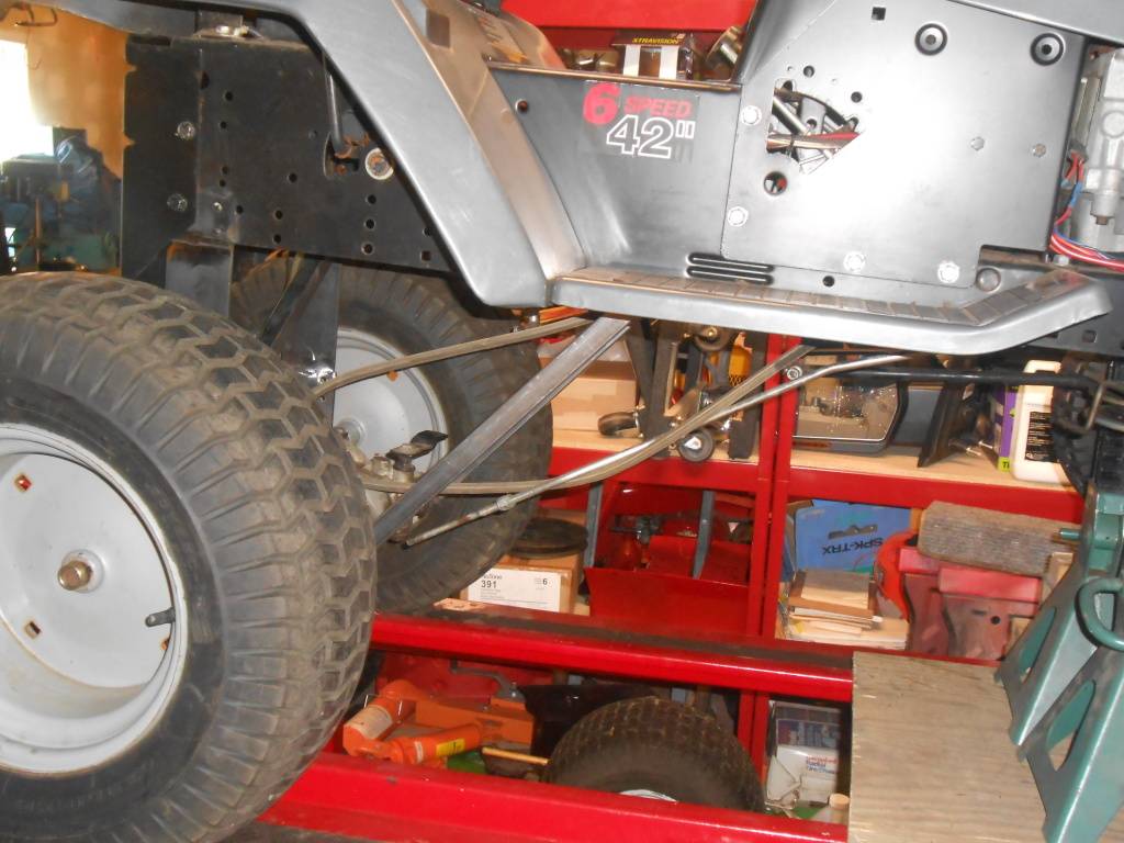 craftsman - Been lurking awhile, first post with new project. Lifted Craftsman! DSCN0057_zps5262cf8e