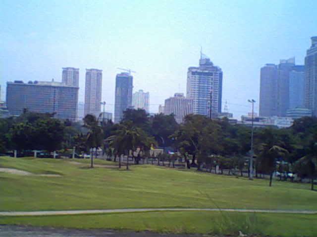 Saya sa intramuros :)) Img00008-1