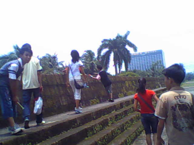 Saya sa intramuros :)) Img00022-1