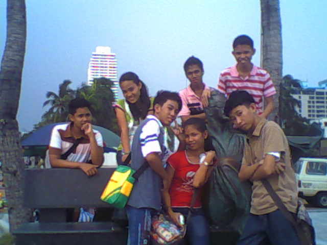 Saya sa intramuros :)) Img00035-1