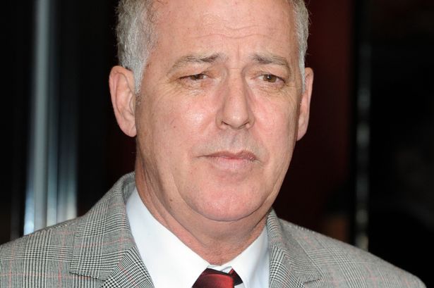 Michael Barrymore pool death is still a murder inquiry, say cold case detectives  PAY-Michael-Barrymore