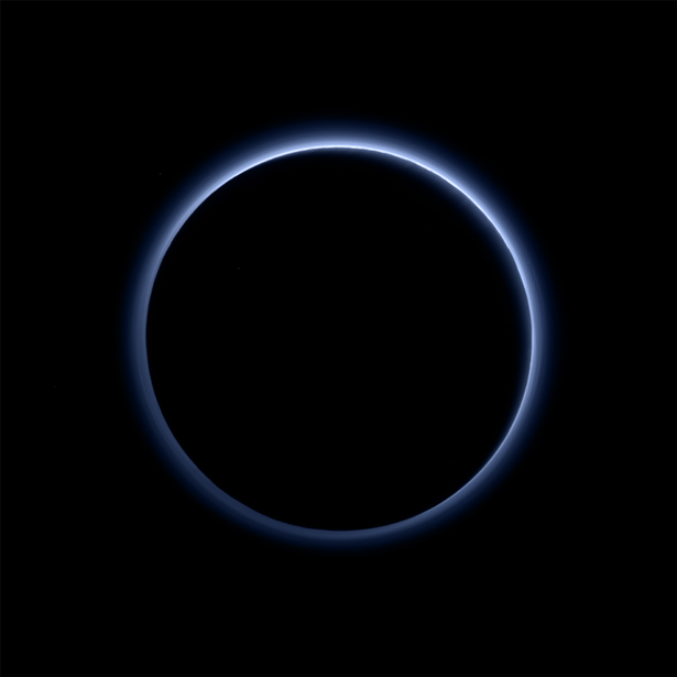 Blue skies on Pluto: NASA New Horizons probe spots 'gorgeous' vistas on icy dwarf planet Blue_skies_on_pluto-final-2