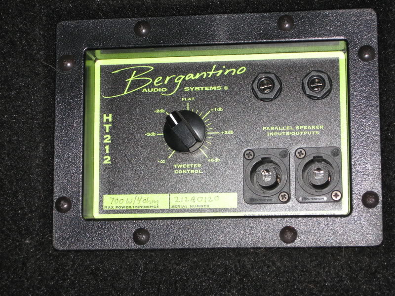 VENDO: Caixa Bergantino HT212 nunca usada Bergantino007