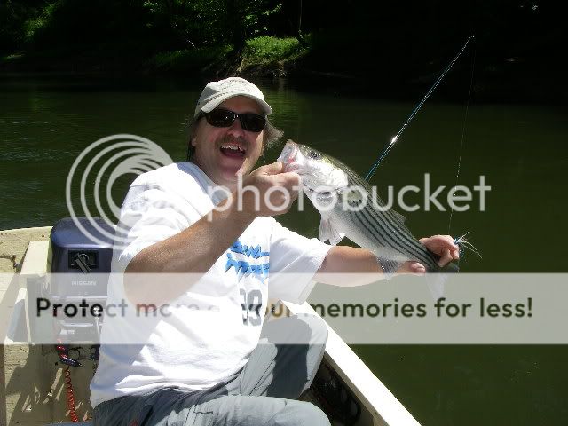 Roanoke River Stripers 5-2-11 IMGP5349