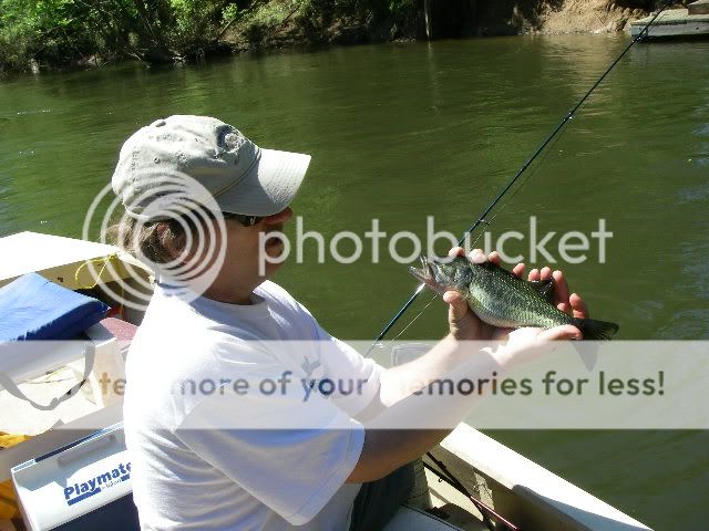 Roanoke River Stripers 5-2-11 IMGP5350