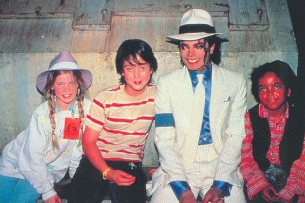 Michael Was Only Friends With Boys- ANOTHER MEDIA LIE! 26-4