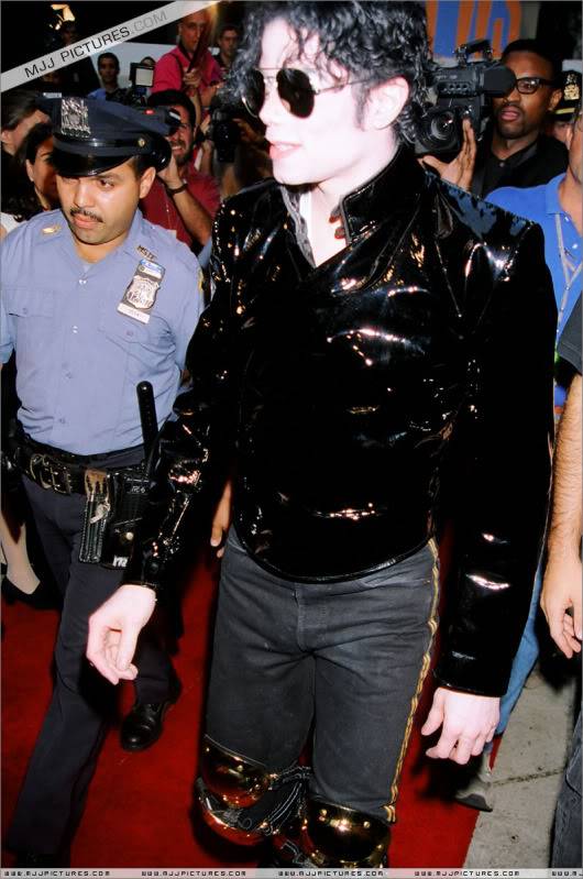 1995- The 12th Annual MTV Video Music Awards 005-58